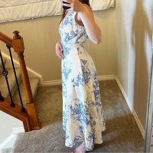 Elegant Blue Floral Maxi Dress